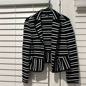Ann Taylor Blazer
Size M
Black & White Stripe